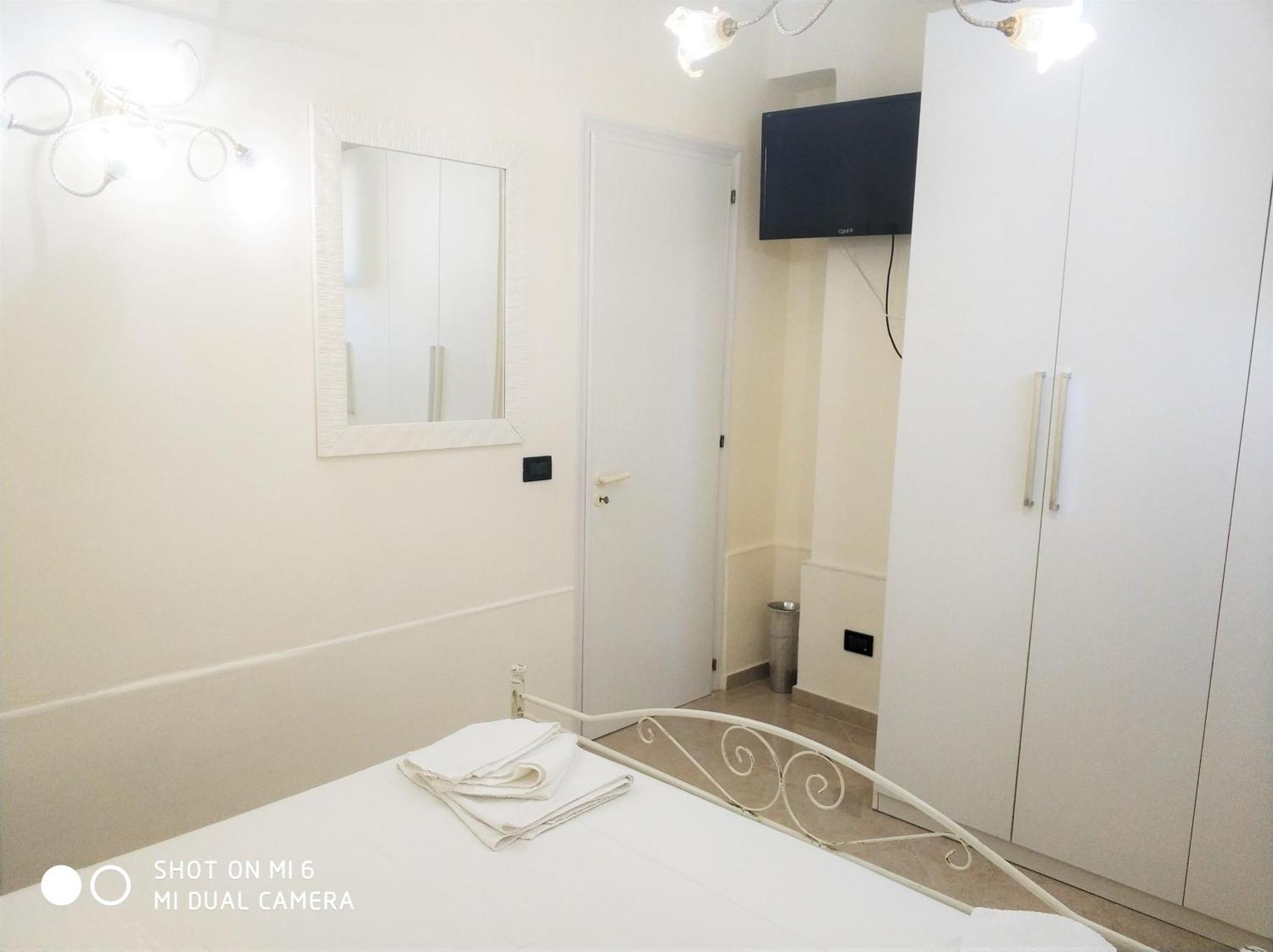 Alloggio In Villa Cristina B&B Галлиполи Номер фото