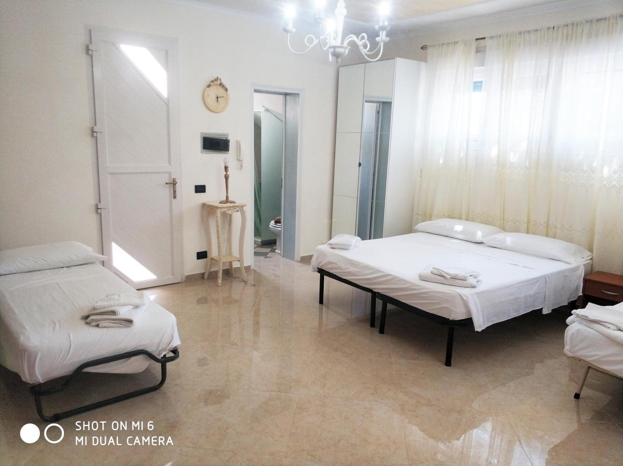 Alloggio In Villa Cristina B&B Галлиполи Номер фото