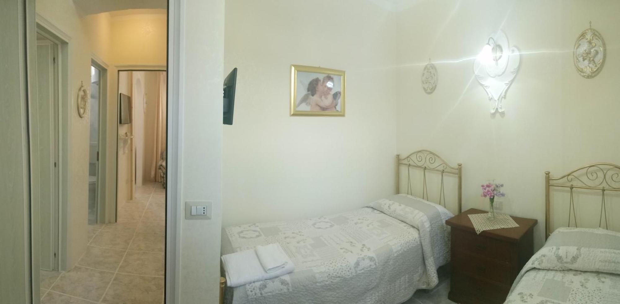 Alloggio In Villa Cristina B&B Галлиполи Экстерьер фото