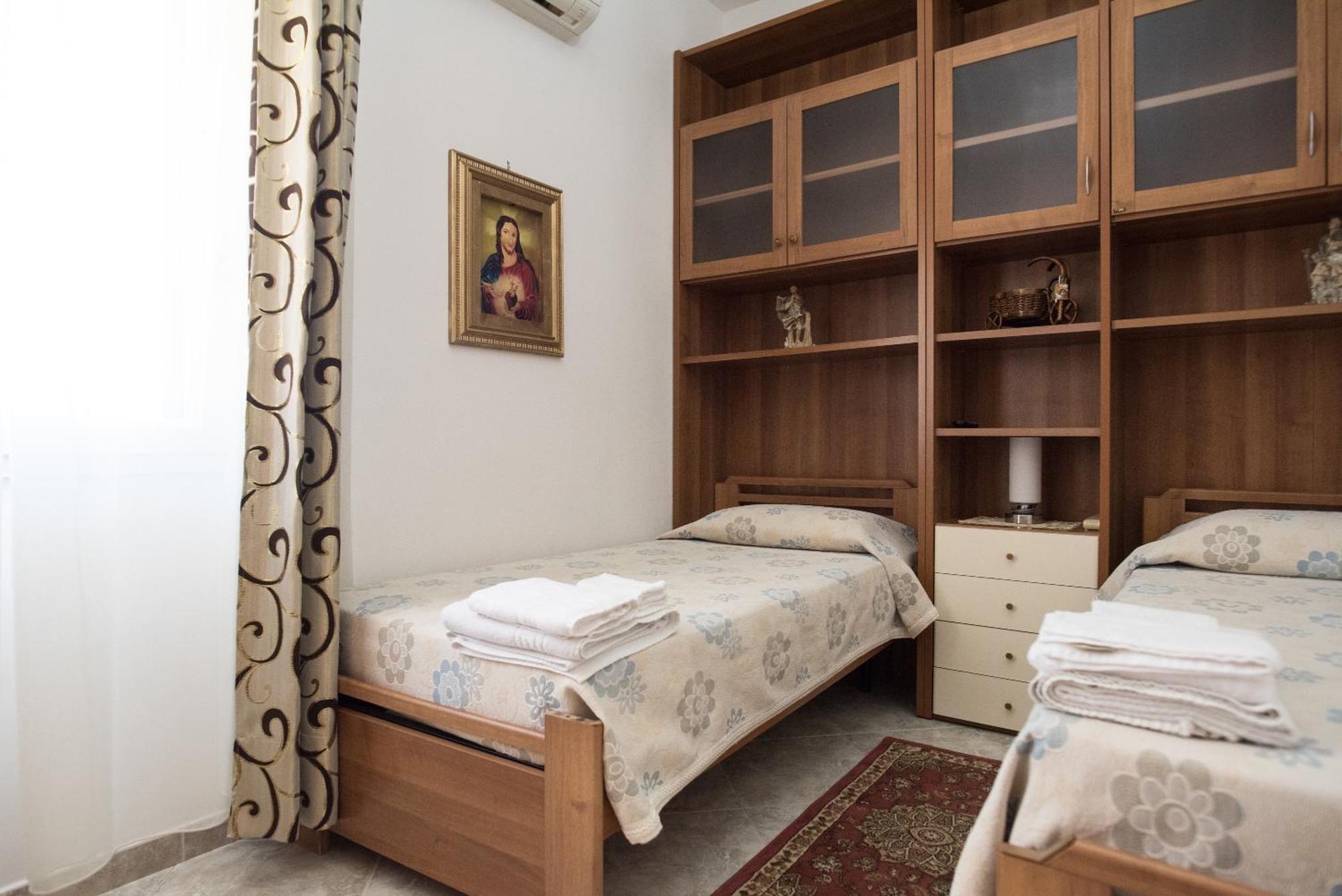 Alloggio In Villa Cristina B&B Галлиполи Экстерьер фото