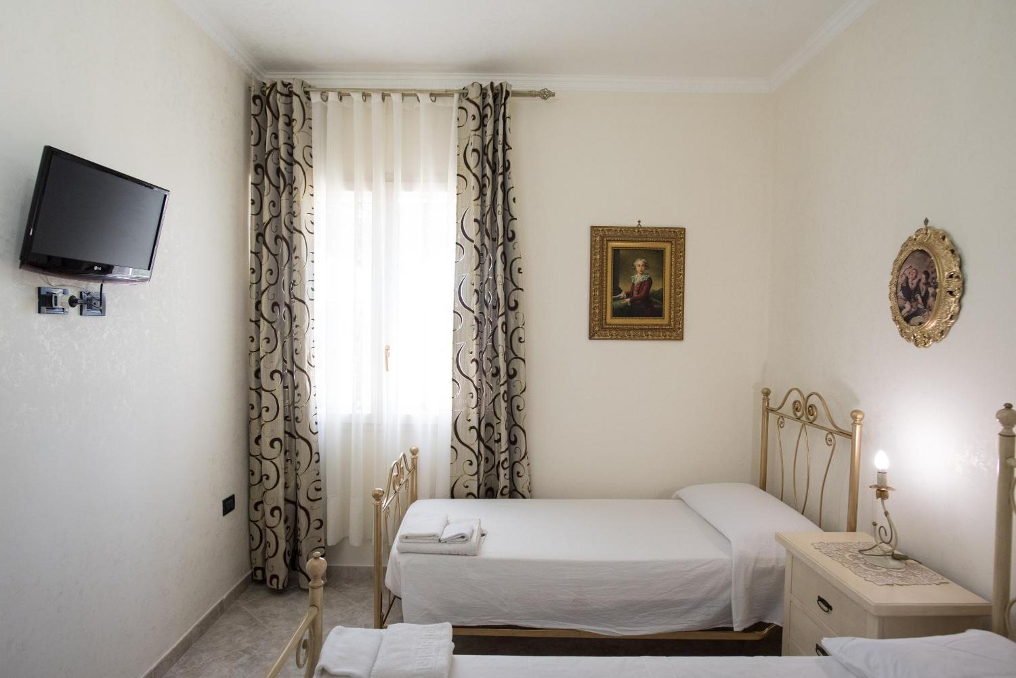 Alloggio In Villa Cristina B&B Галлиполи Экстерьер фото