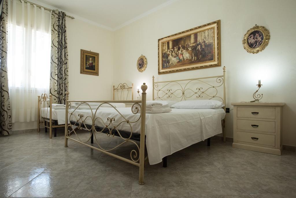 Alloggio In Villa Cristina B&B Галлиполи Экстерьер фото